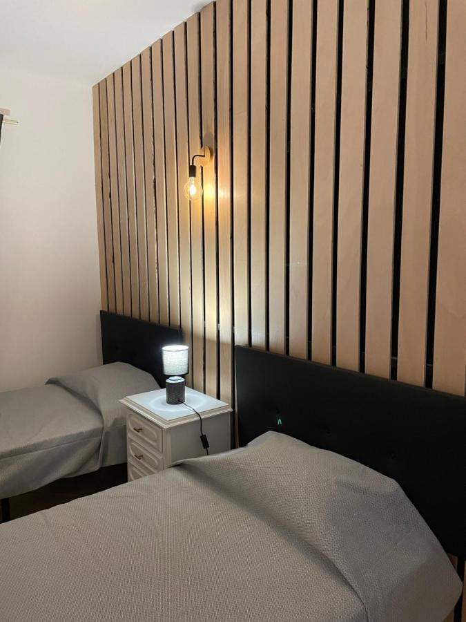 Travellers Guesthouse Lagos Eksteriør bilde