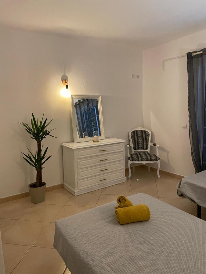 Travellers Guesthouse Lagos Eksteriør bilde