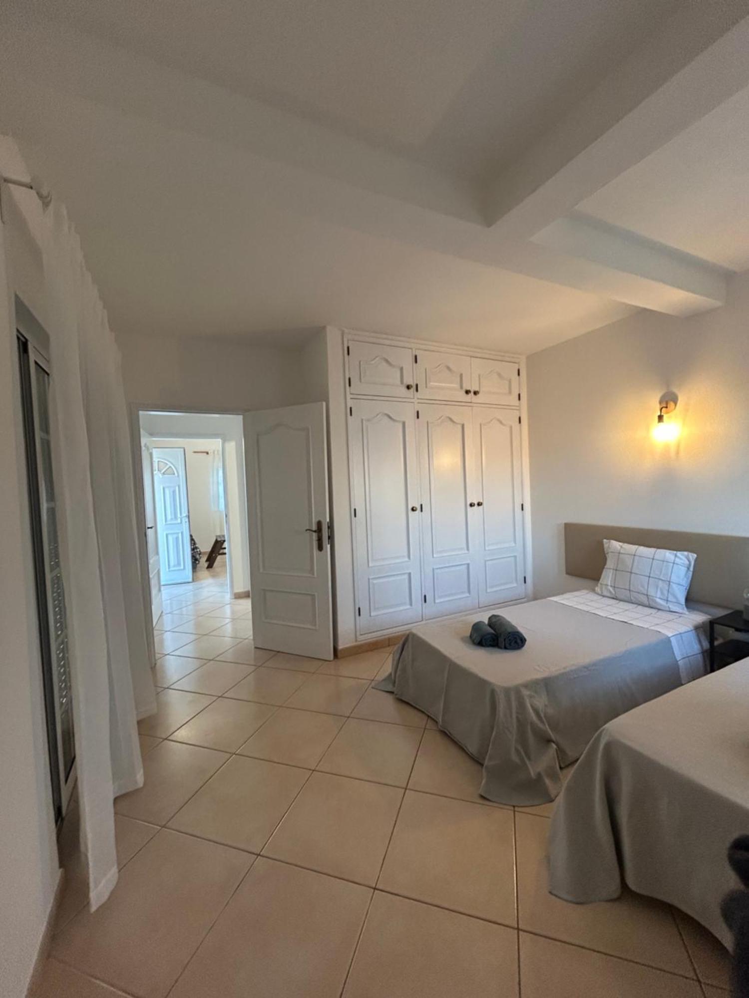 Travellers Guesthouse Lagos Eksteriør bilde
