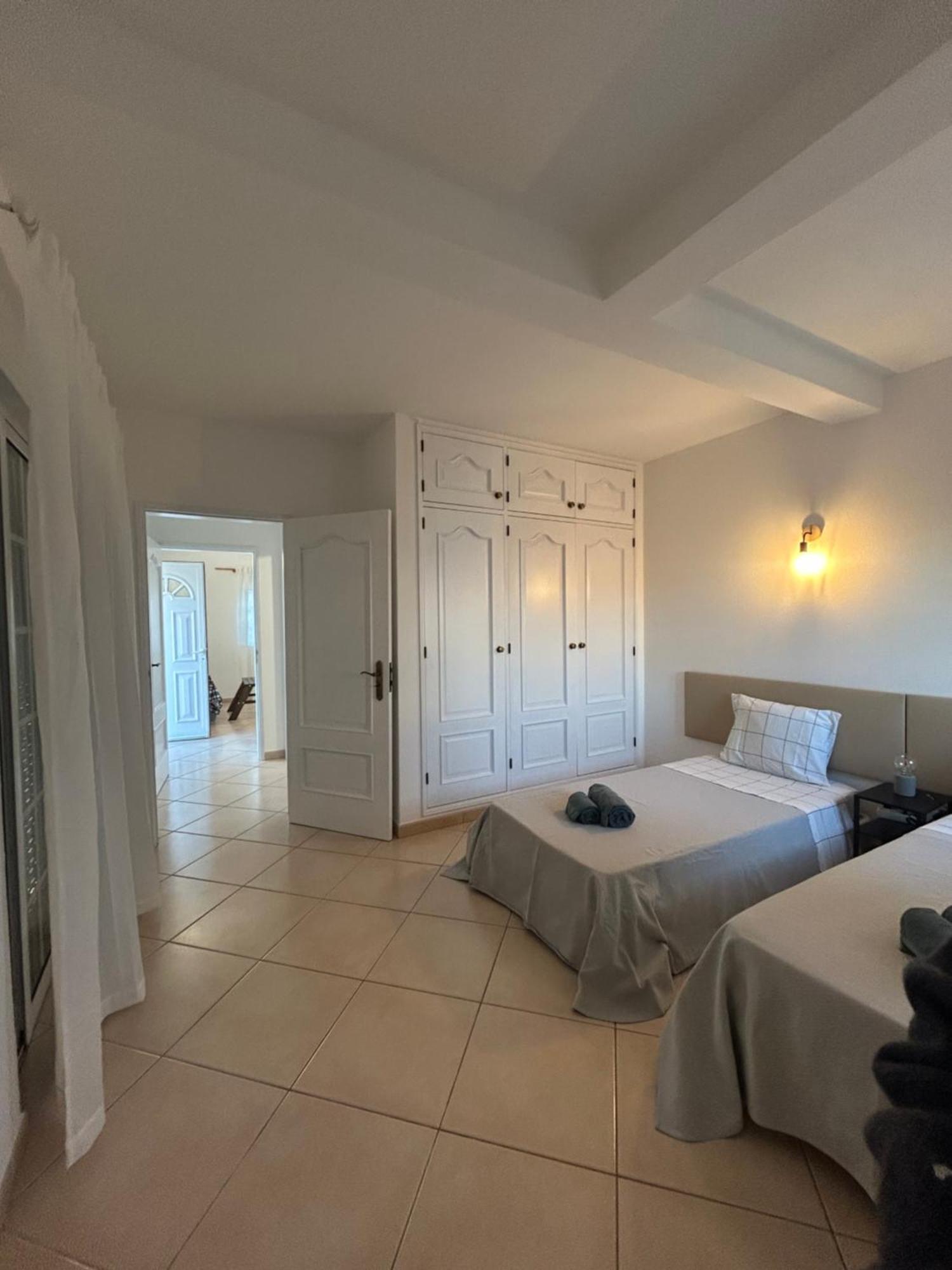 Travellers Guesthouse Lagos Eksteriør bilde